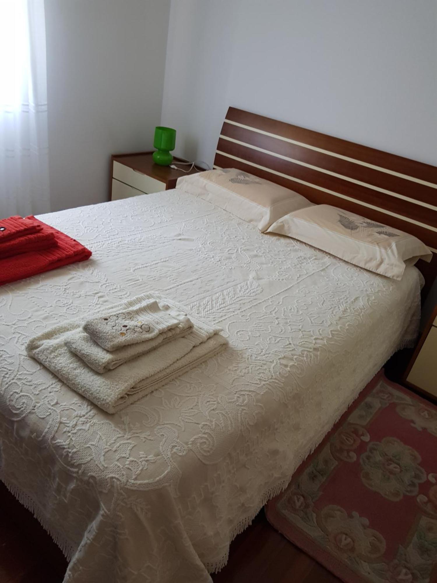 Moradia Rotunda Dos Bois Apartment มอนตาเลเกร ภายนอก รูปภาพ